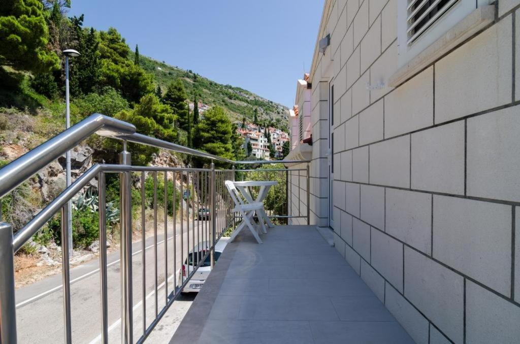 Apartments Villa Ari Dubrovnik Exterior photo